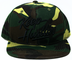 Snapback Cap Keep Hustling, Camo